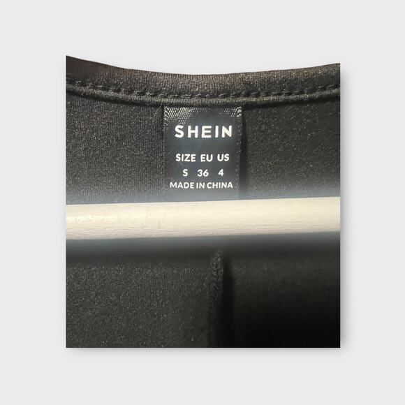 Women’s Sleeveless Fared Jumpsuit Black Athleisure Goth Yoga Workout Small - Picture 7 of 7